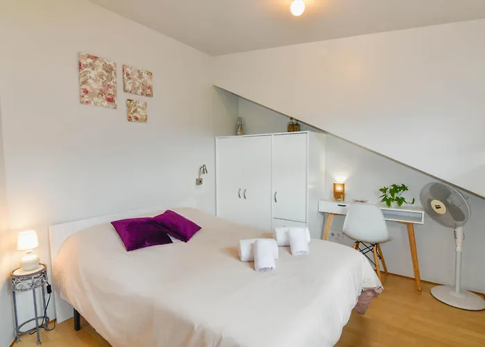 Holiday home Casa Con Gran Jardin Y Piscina En Cabarceno