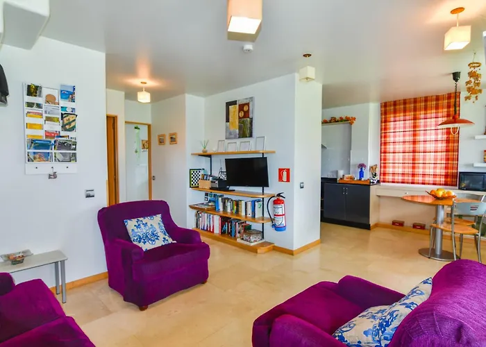 Holiday home Casa Con Gran Jardin Y Piscina En Cabarceno Villanueva (Cantabria)